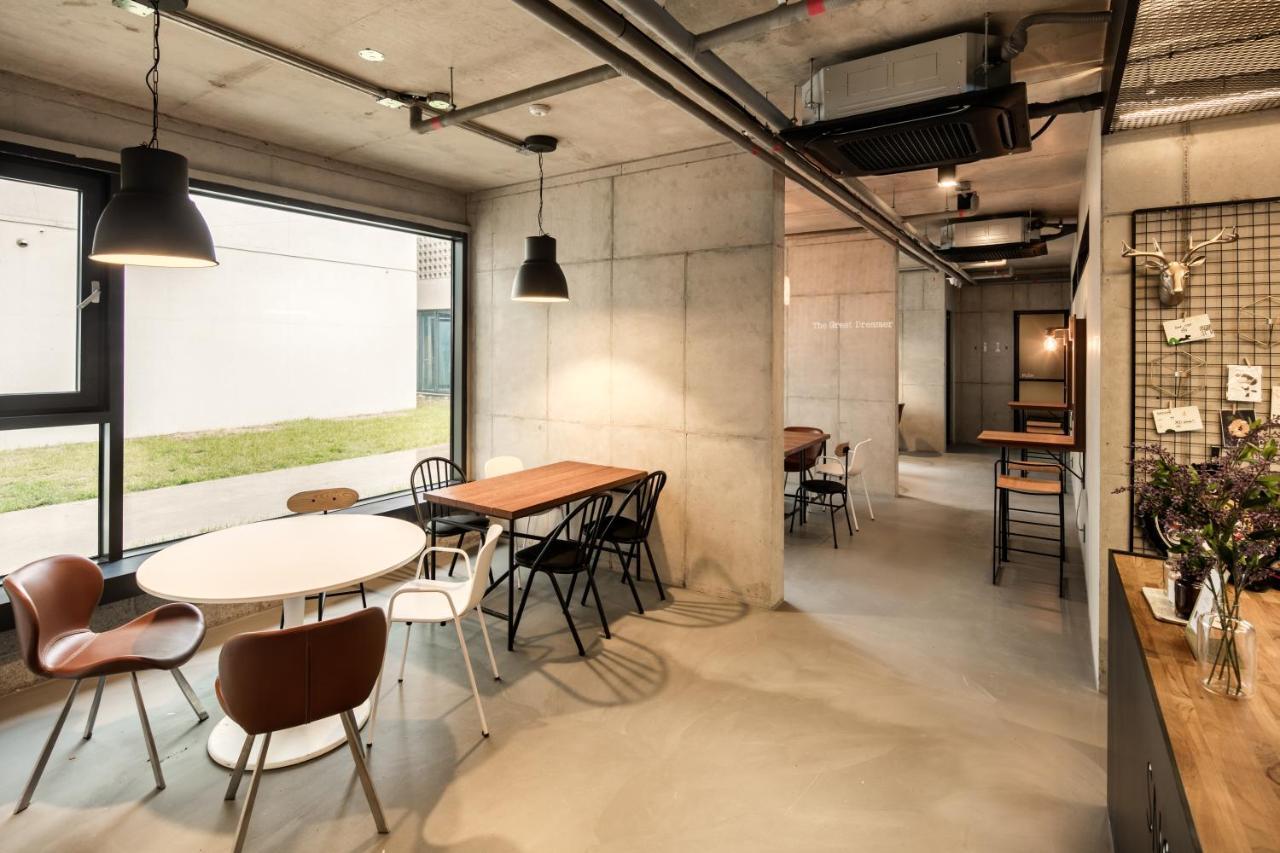 Snob Boutique Stay Seogwipo Exterior photo
